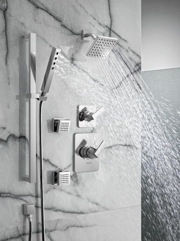 Surface Mount Body Spray in Lumicoat&reg; Chrome 