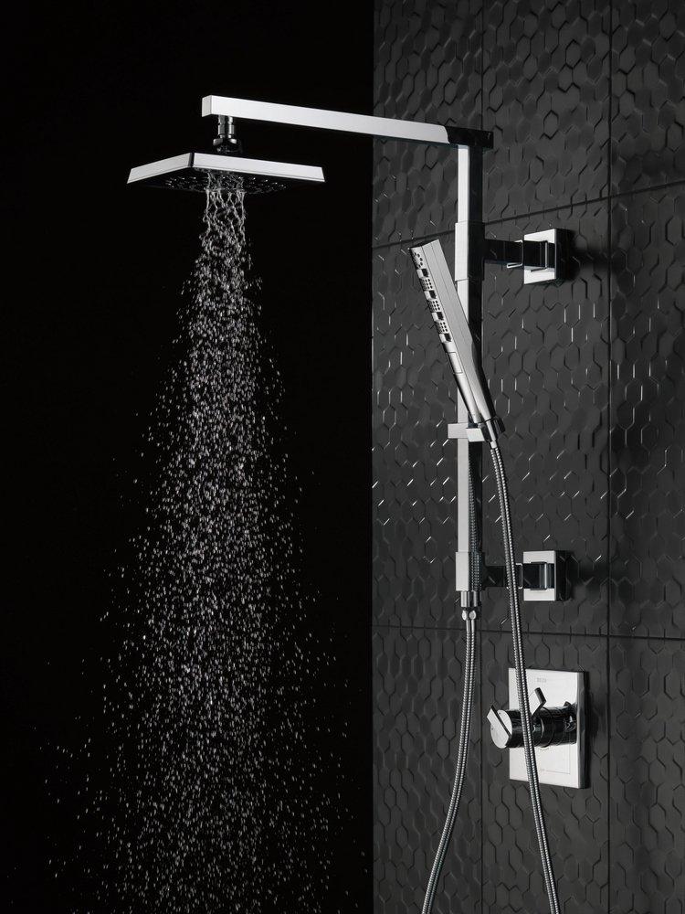 DELTA UNIVERSAL SHOWERING COMPONENTS: H2OKINETIC 3-SETTING RAINCAN SHOWER HEAD 