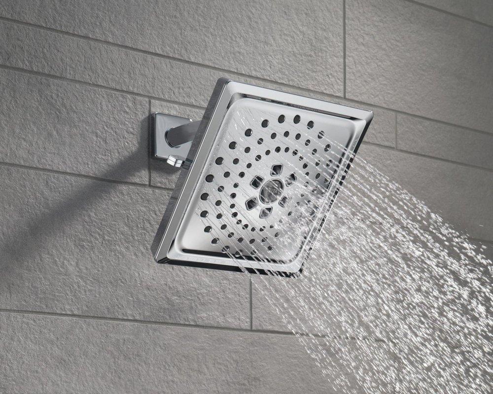 DELTA UNIVERSAL SHOWERING COMPONENTS: H2OKINETIC 3-SETTING RAINCAN SHOWER HEAD 