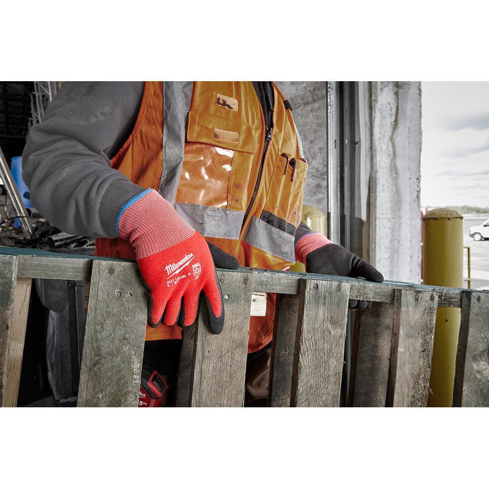 Milwaukee® Black Cotton and Rubber Carpentry, Dipped, High Dexterity Applications, Light Material Handling, Maintenance, Winter Reusable Winter Lined Gloves in Black and Red 