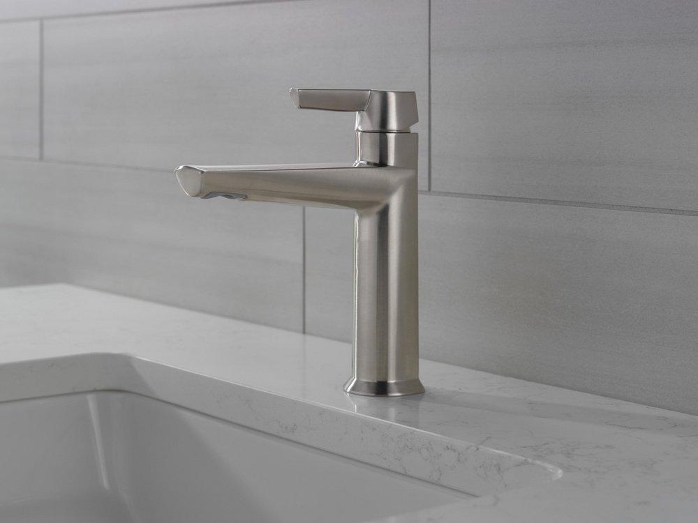 Single Handle Centerset Bathroom Sink Faucet in Lumicoat&reg; Stainless 