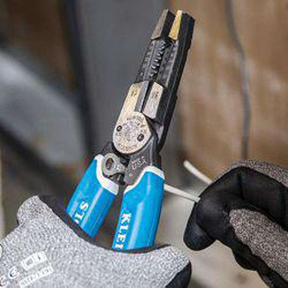 8-20 AWG Heavy-Duty Wire Stripper, Cutter, Crimper Multi Tool 
