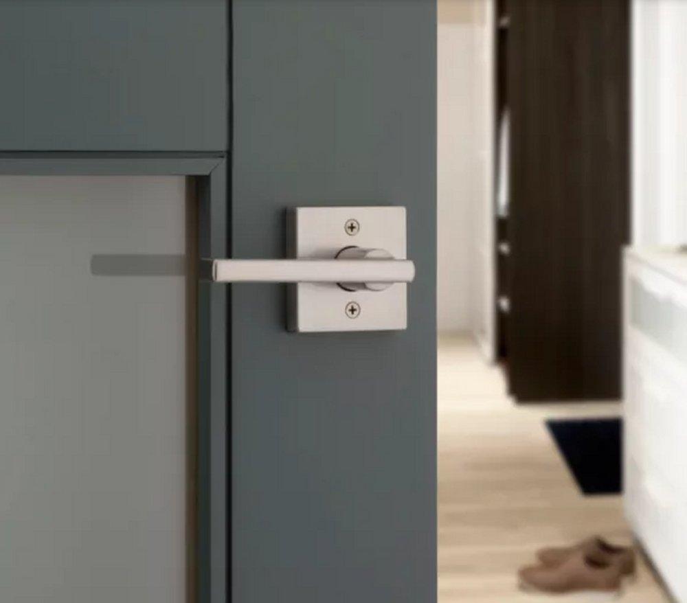 KWIKSET MILAN SQUARE KEYED ENTRY LEVER WITH SMARTKEY SECURITY SATIN NICKEL 