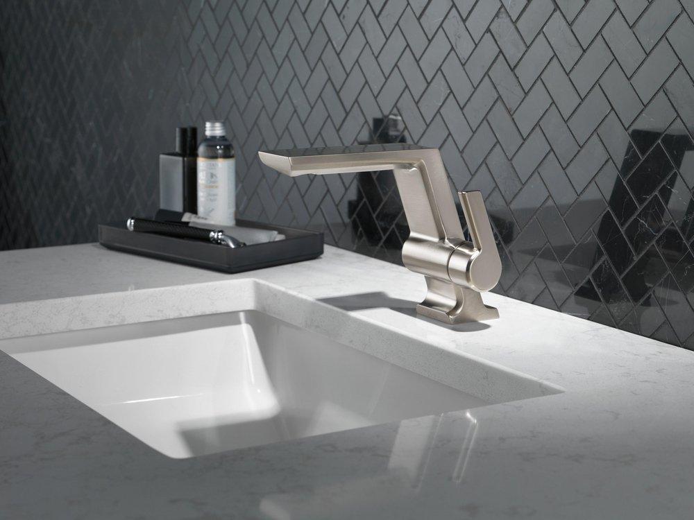 Single Handle Bathroom Faucet inLumicoat&reg;Stainless 
