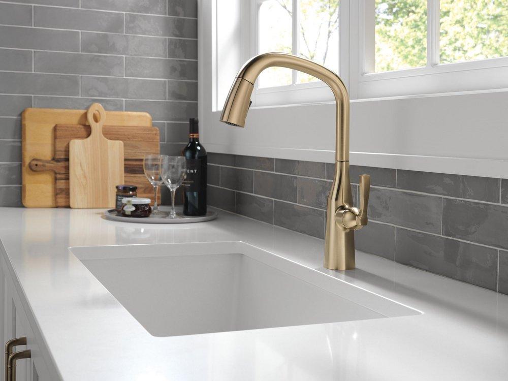 Single Handle Pull Down Kitchen Faucet in Champagne Bronze 