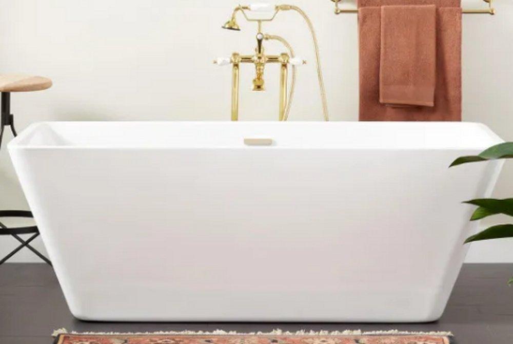 Signature Hardware White 59 x 27-1/2 in. Freestanding Bathtub with Offset Drain 