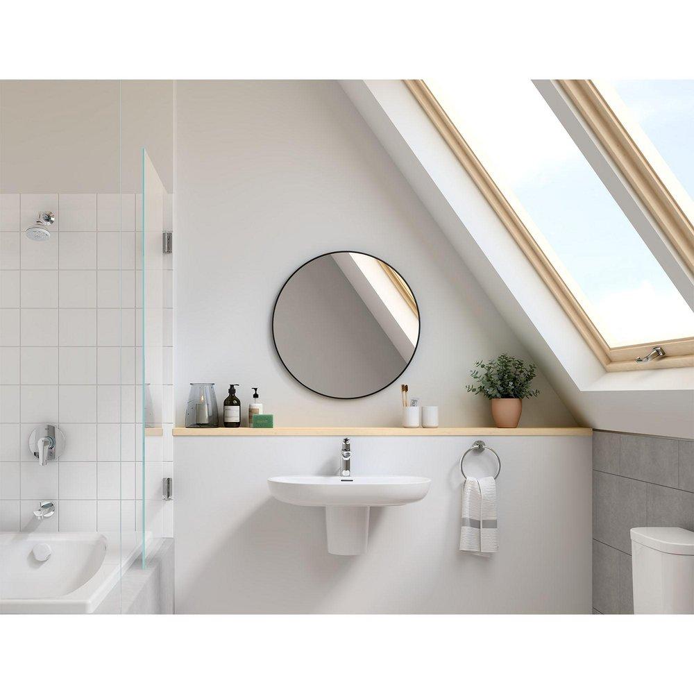 Single Handle Monoblock Bathroom Sink Faucet in Starlight Chrome 