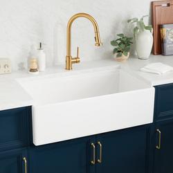 33-5/16 in. Farmhouse Fireclay Single Bowl Kitchen Sink in White