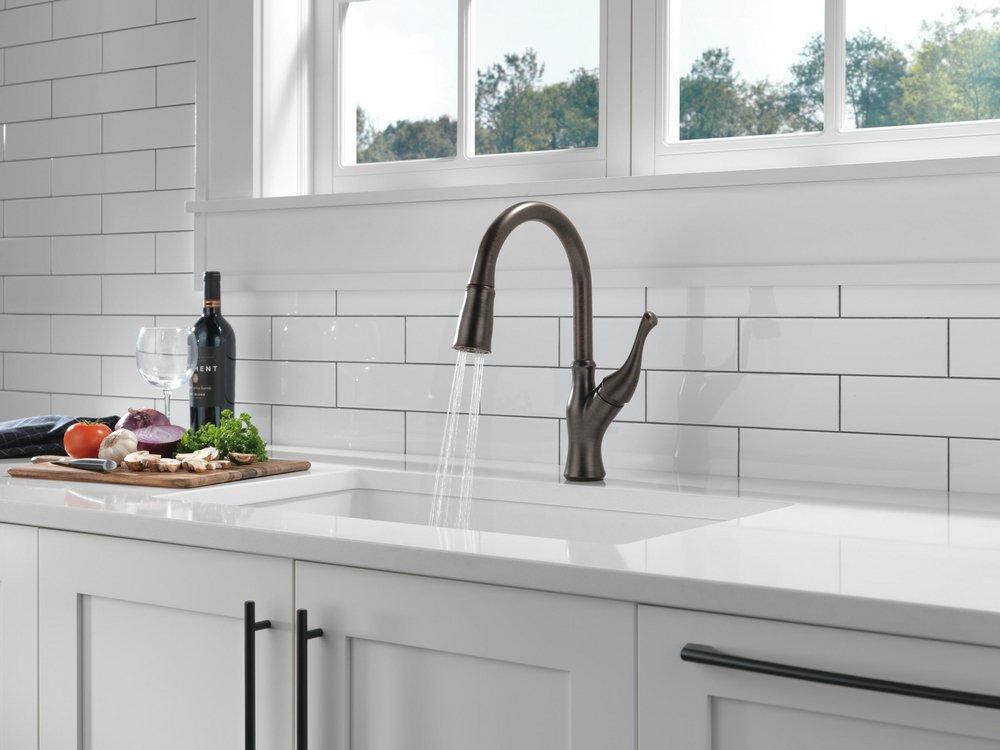 Delta Faucet Venetian Bronze Single Handle Pull Down Kitchen Faucet 
