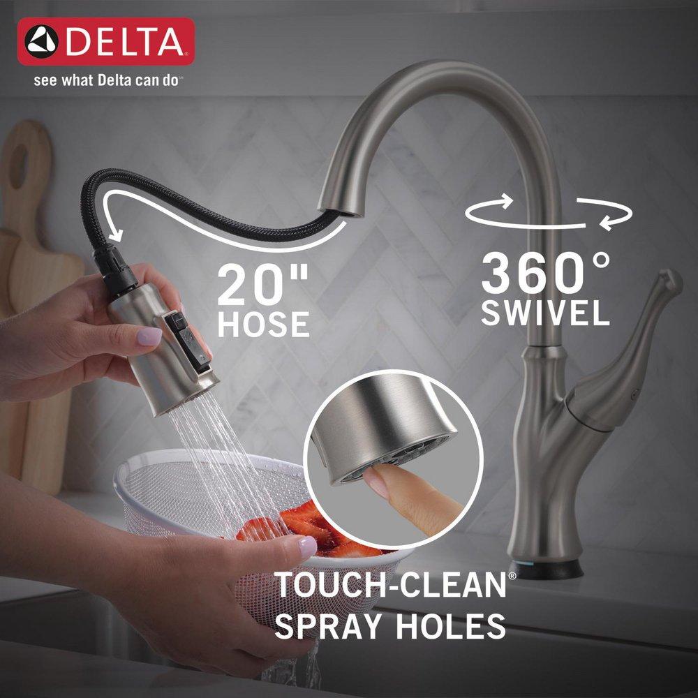 Delta Faucet SpotShield Stainless Single Handle Pull Down Kitchen Faucet 
