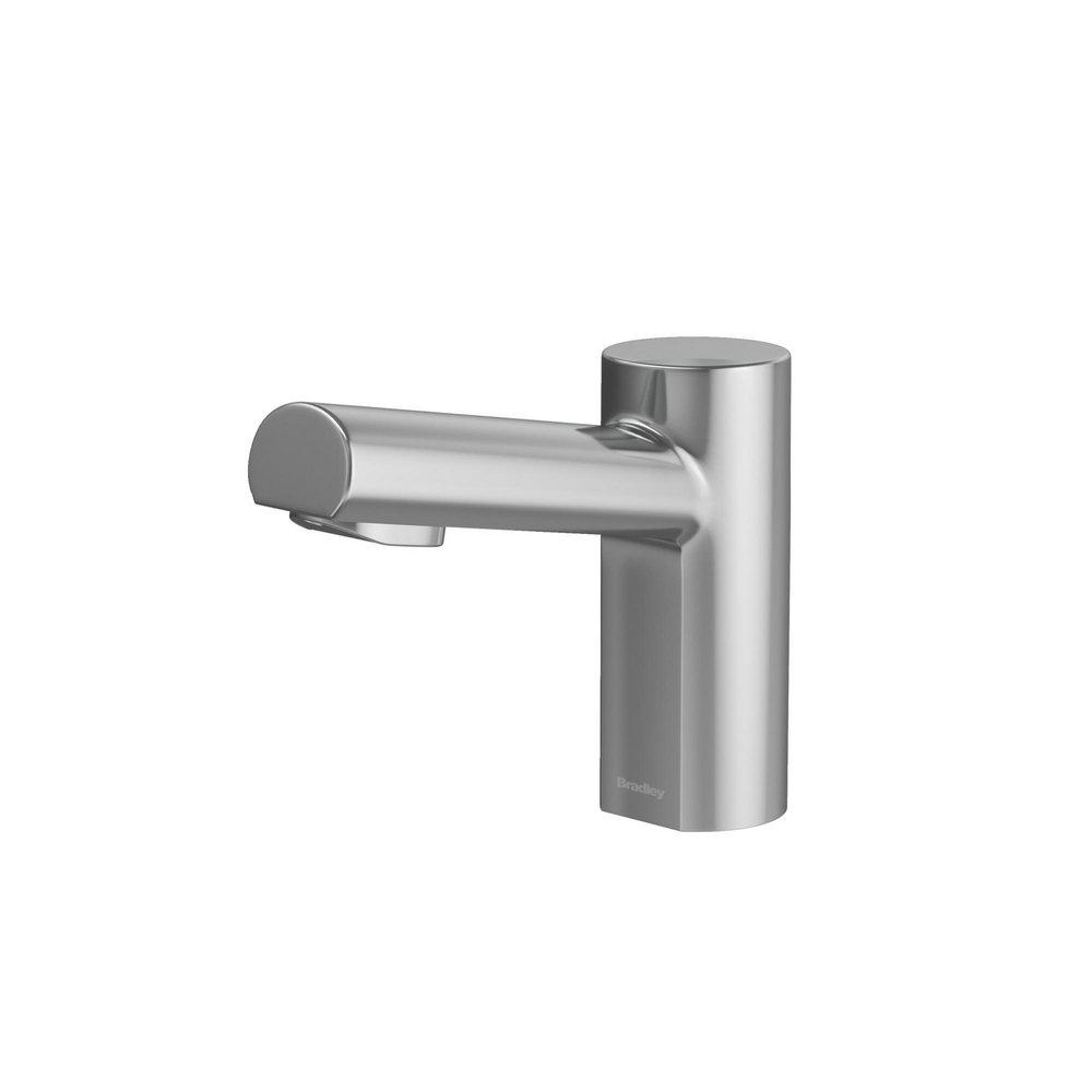 Deck Mount Faucet in Polished Chrome 