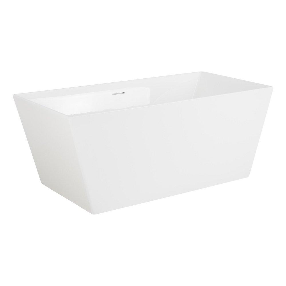 67 x 32 in. Freestanding Bathtub in White 