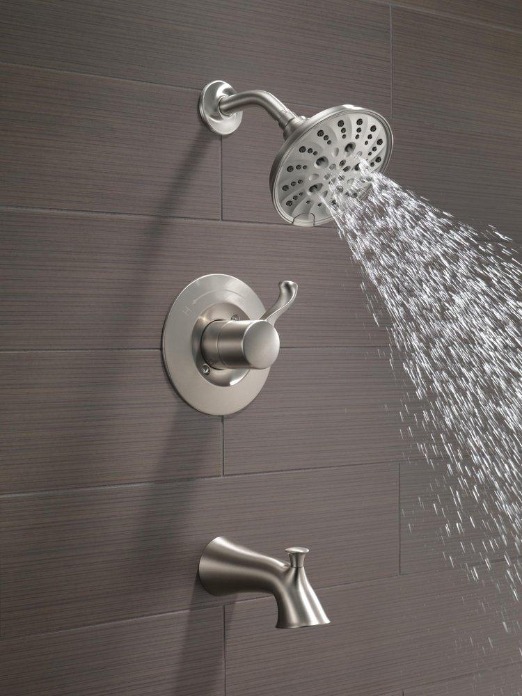 Delta Faucet SpotShield Stainless Single Handle Multi Function Bathtub & Shower Faucet 