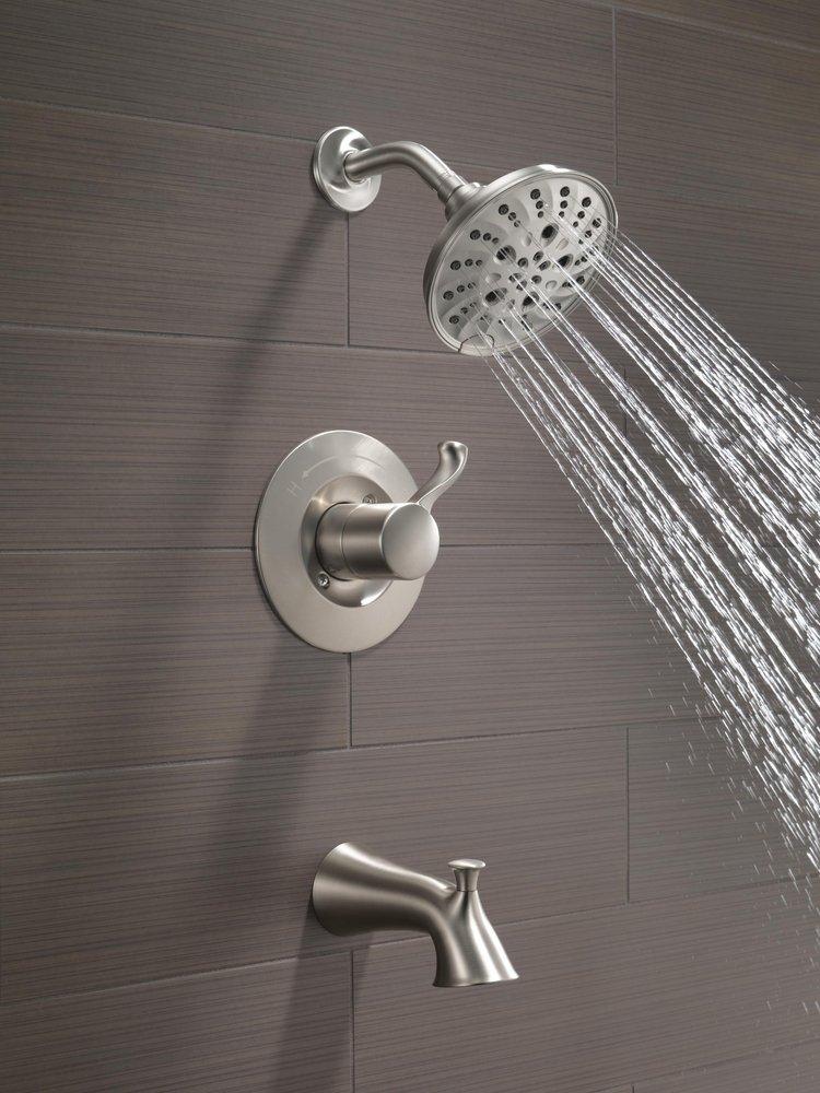 Delta Faucet SpotShield Stainless Single Handle Multi Function Bathtub & Shower Faucet 