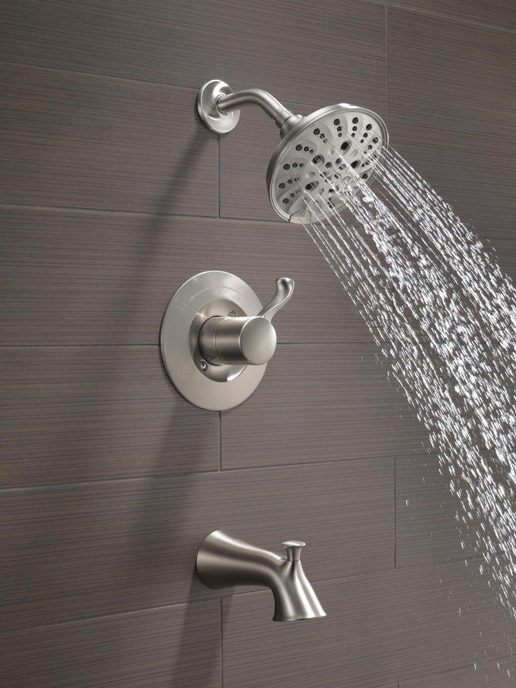 Delta Faucet SpotShield Stainless Single Handle Multi Function Bathtub & Shower Faucet 