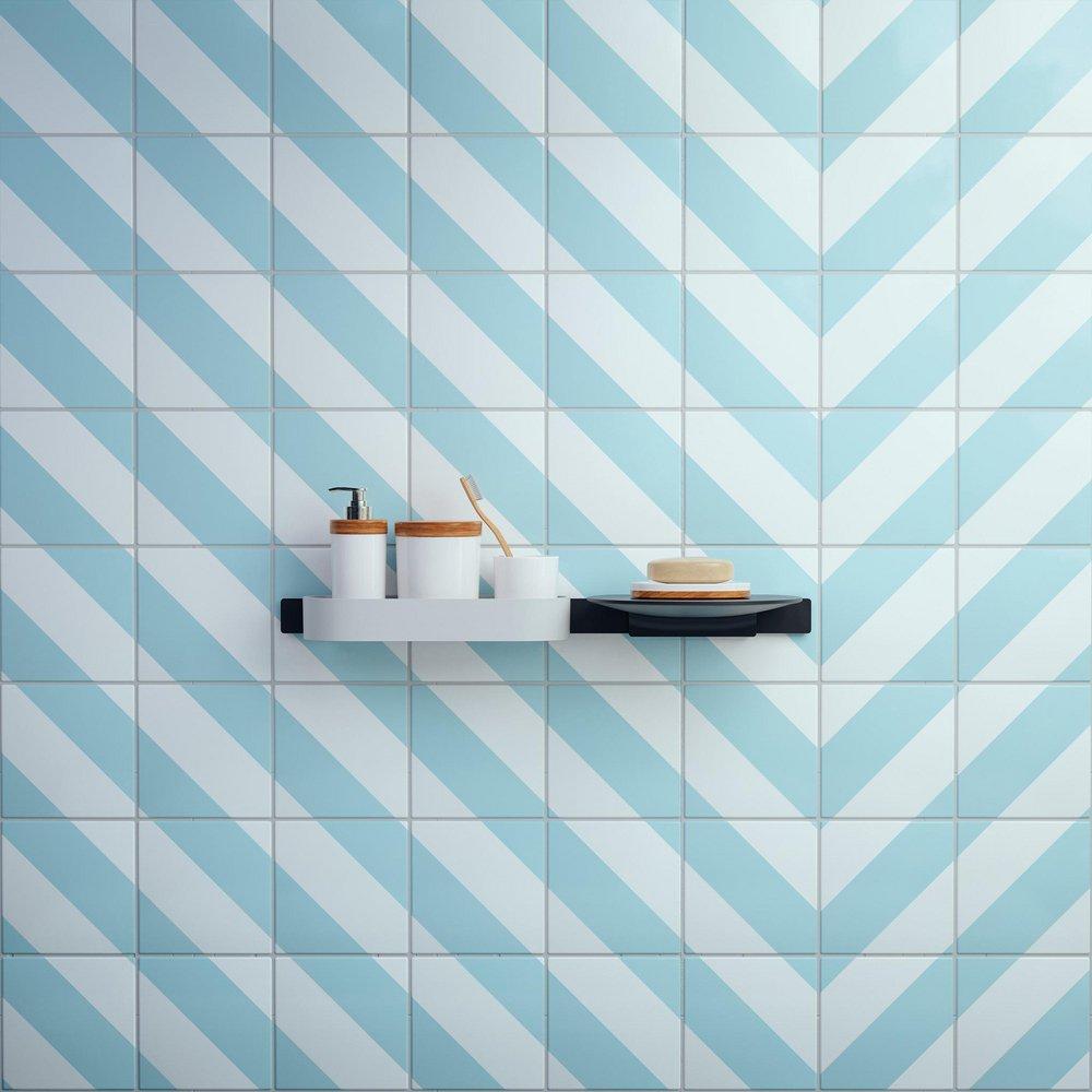 WALLSTORIS SHELF IN MATTE BLACK 