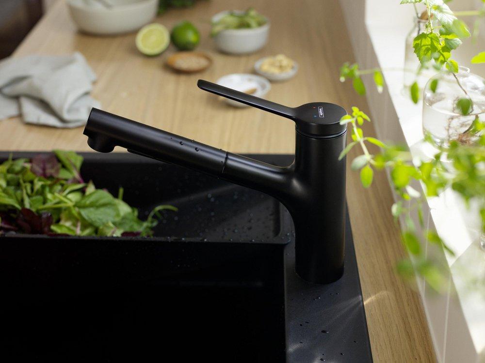 Hansgrohe Matte Black Single Handle Pull Down Kitchen Faucet 
