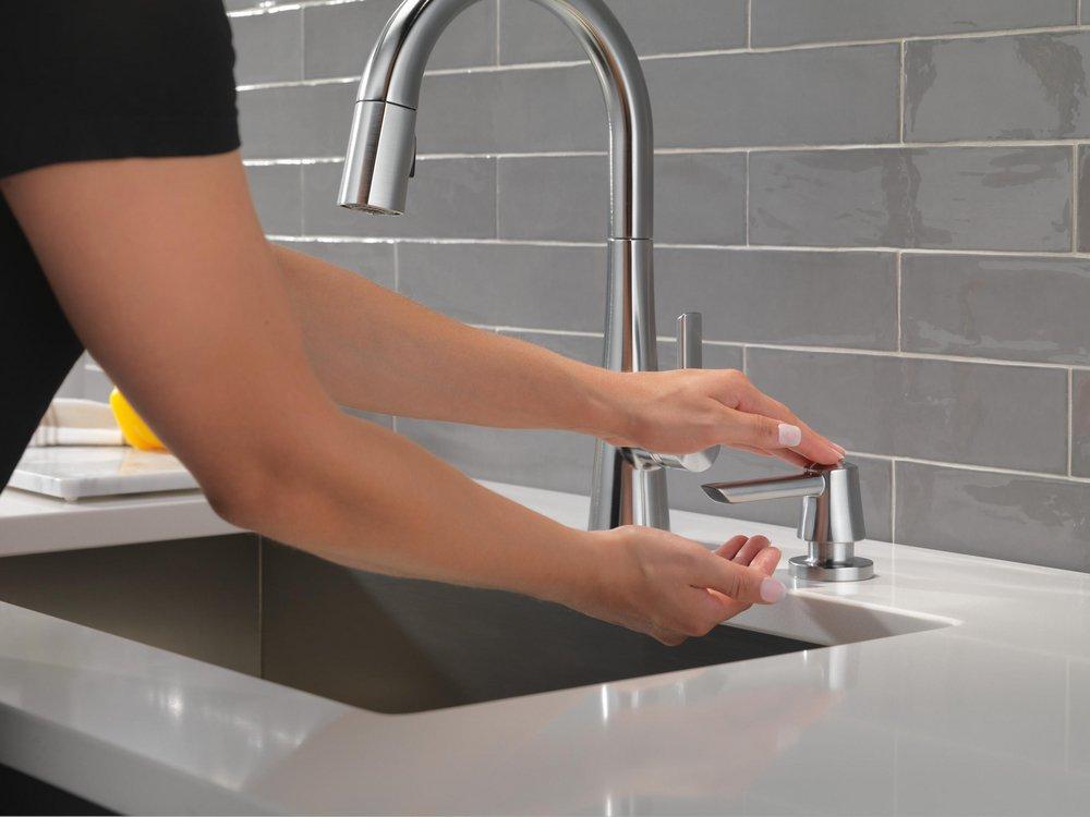 Delta Faucet Lumicoat Artic Stainless 2-15/16 in. 13 oz. Kitchen Soap Dispenser 