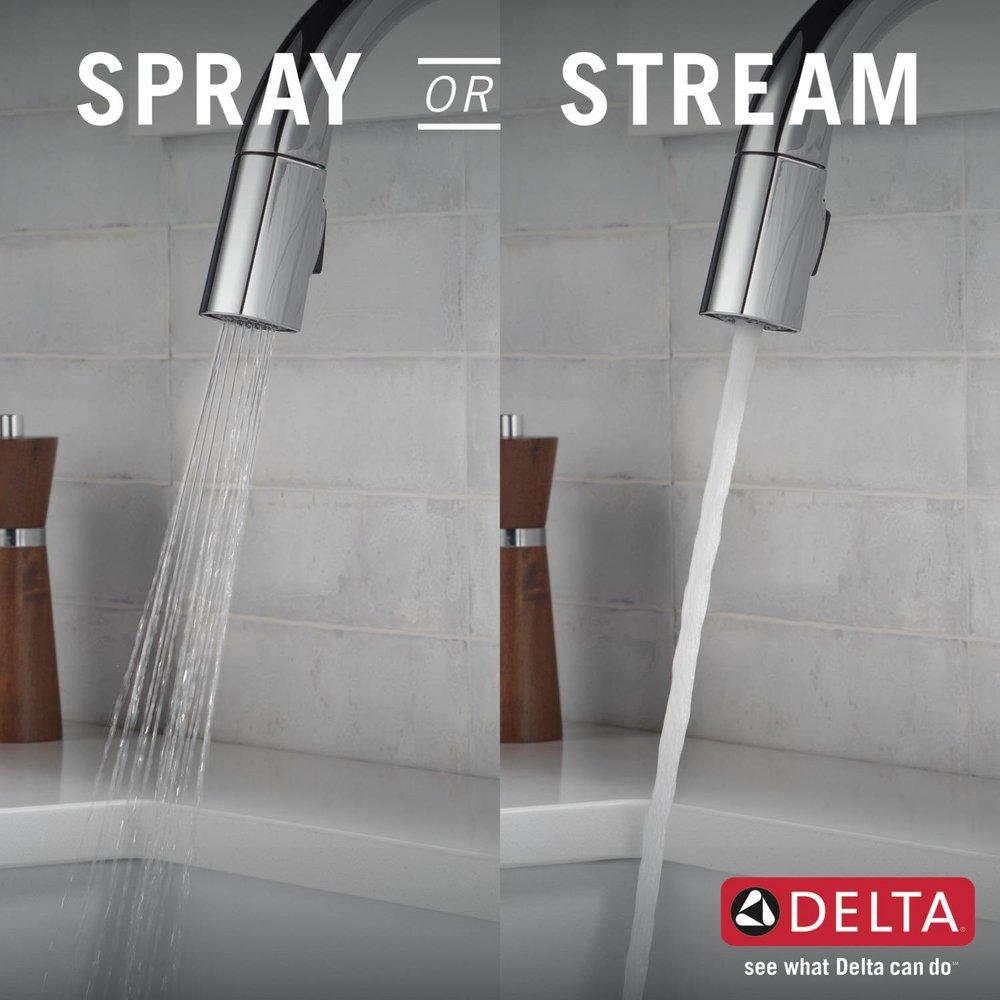 Delta Faucet Lumicoat Chrome Single Handle Pull Down Kitchen Faucet 
