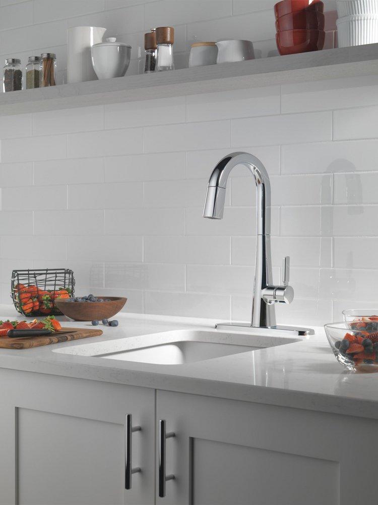 Single Handle Pull Down Bar Faucet with Touch2O&reg; Technology in Lumicoat&reg; Chrome image number 2