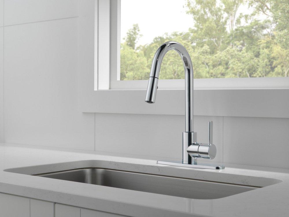 Peerless® Chrome Single Handle Pull Down Kitchen Faucet 