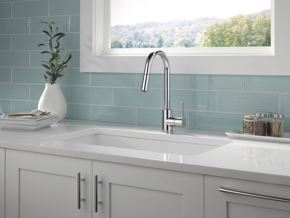 Peerless&reg; Chrome Single Handle Pull Down Kitchen Faucet 
