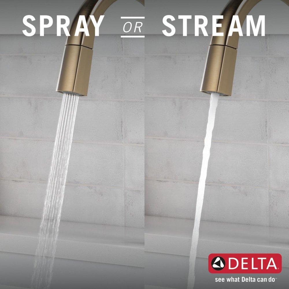 Delta Faucet Lumicoat Champagne Bronze Single Handle Pull Down Kitchen Faucet 