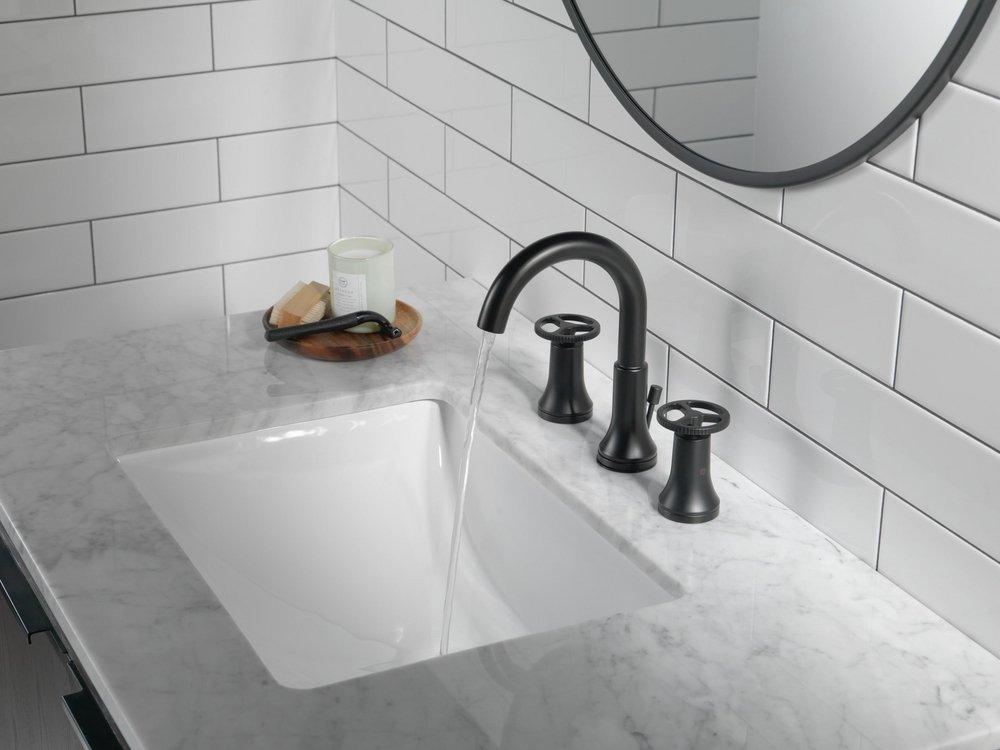 Two Handle Widespread Bathroom Sink Faucet in Matte Black 