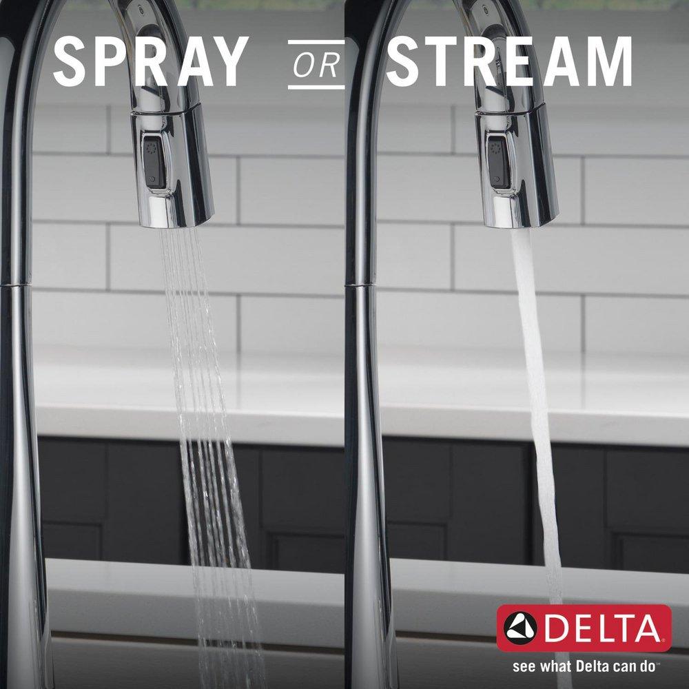 Delta Faucet Lumicoat Chrome Single Handle Pull Down Kitchen Faucet 