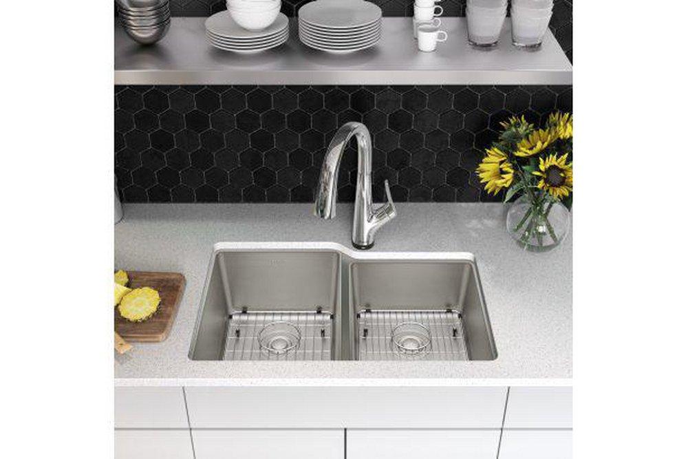 Elkay Chrome 31-1/4 x 20-1/2 in. No Hole 2 Bowl Undermount Kitchen Sink Kit 