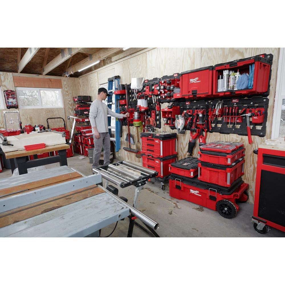 Milwaukee&reg; Red 30-3/4 in. Wall Plate 