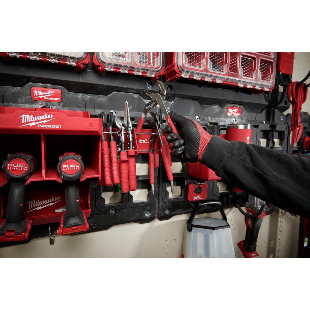 Milwaukee&reg; Red 9-1/2 in. Rack 