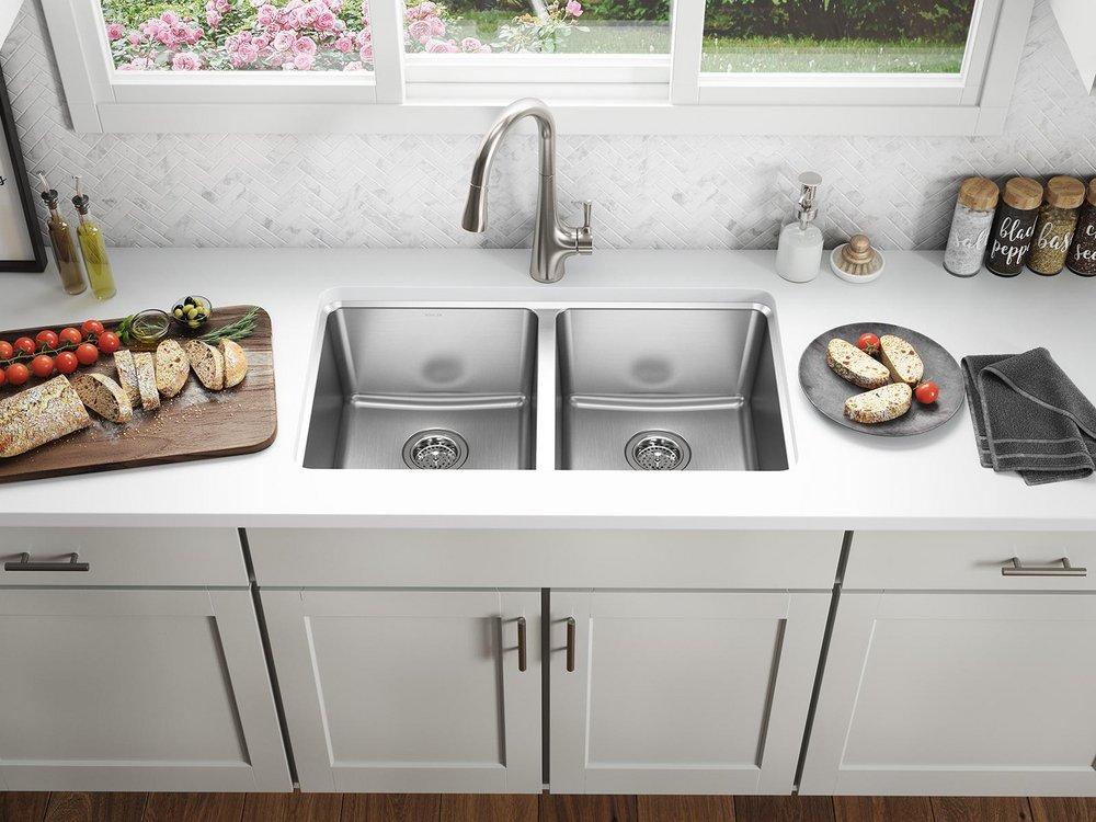 32-1/4 in. Undermount Stainless Steel Double Bowl Kitchen Sink 