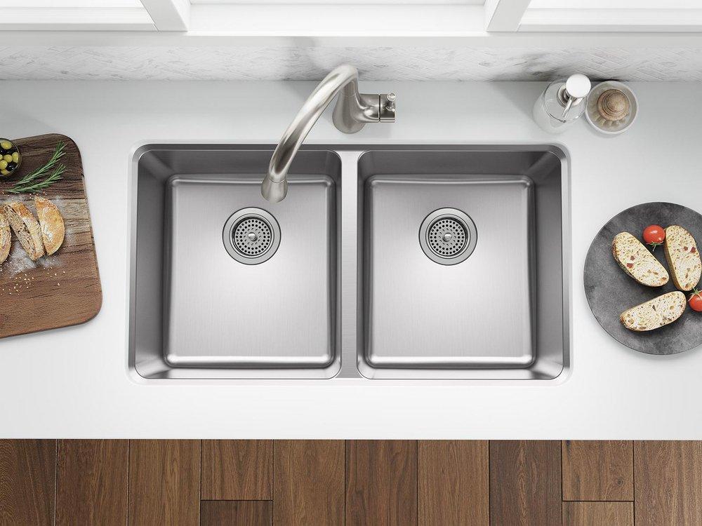 32-1/4 in. Undermount Stainless Steel Double Bowl Kitchen Sink 