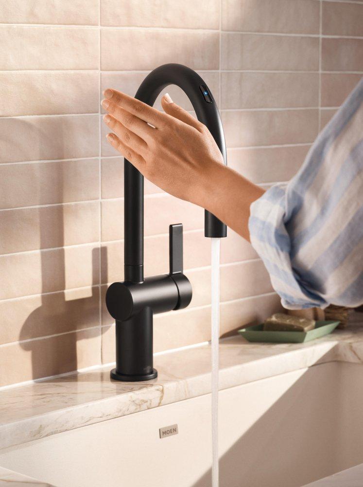 Moen Matte Black Single Handle Pull Down Voice Activated Kitchen Faucet 