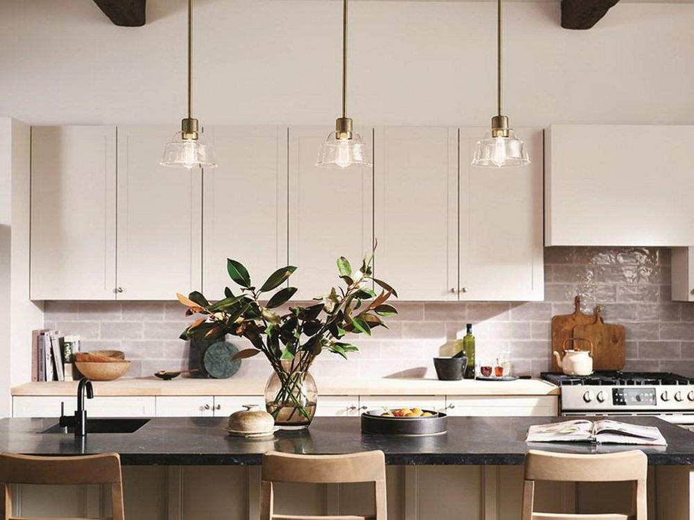 Kichler Lighting Brushed Brass 75W 1-Light Medium E-26 Incandescent Pendant Light 