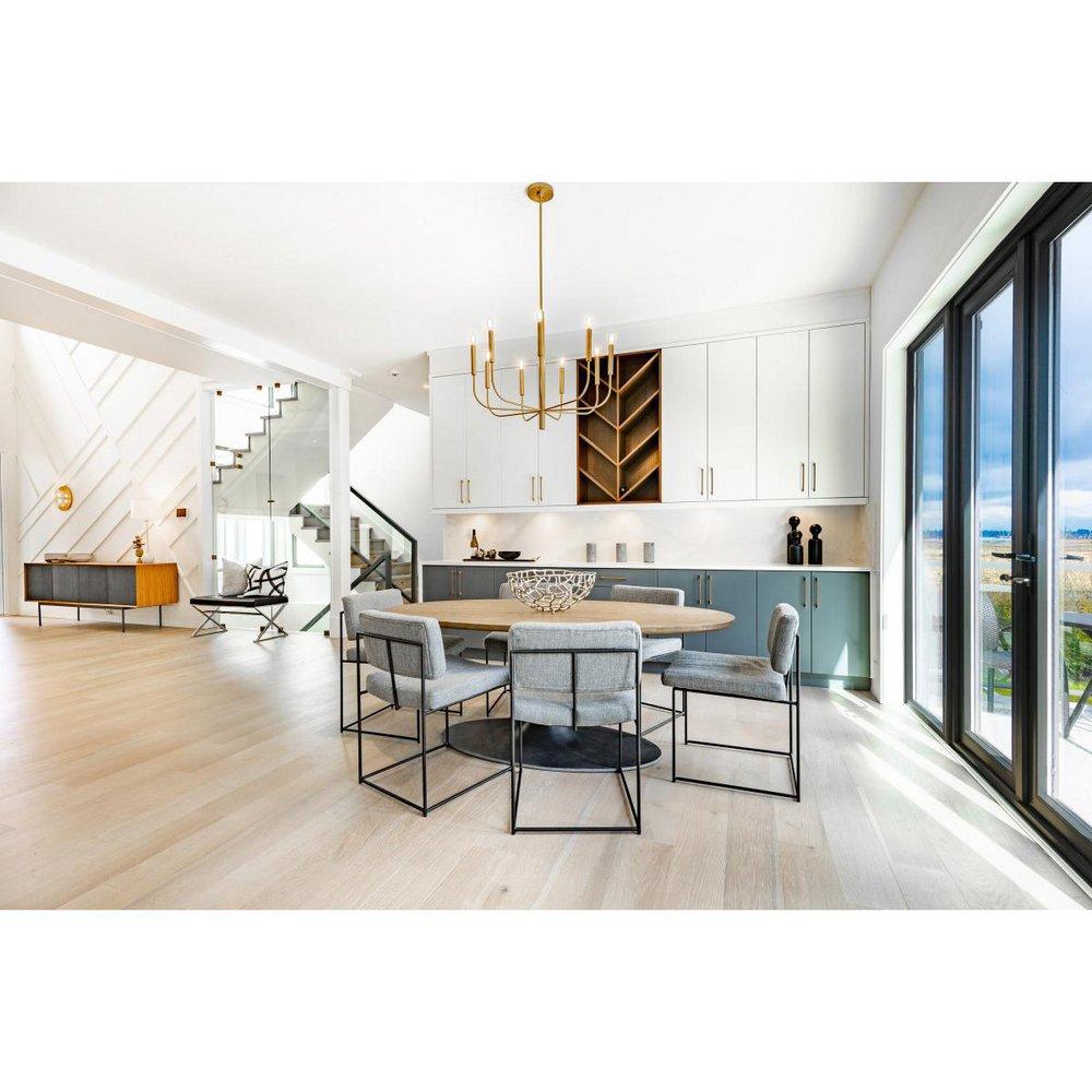 SATCO Clear 4W Dimmable B11 Candelabra E-12 350 Lumens LED Light Bulb in Clear (Pack of 3) 