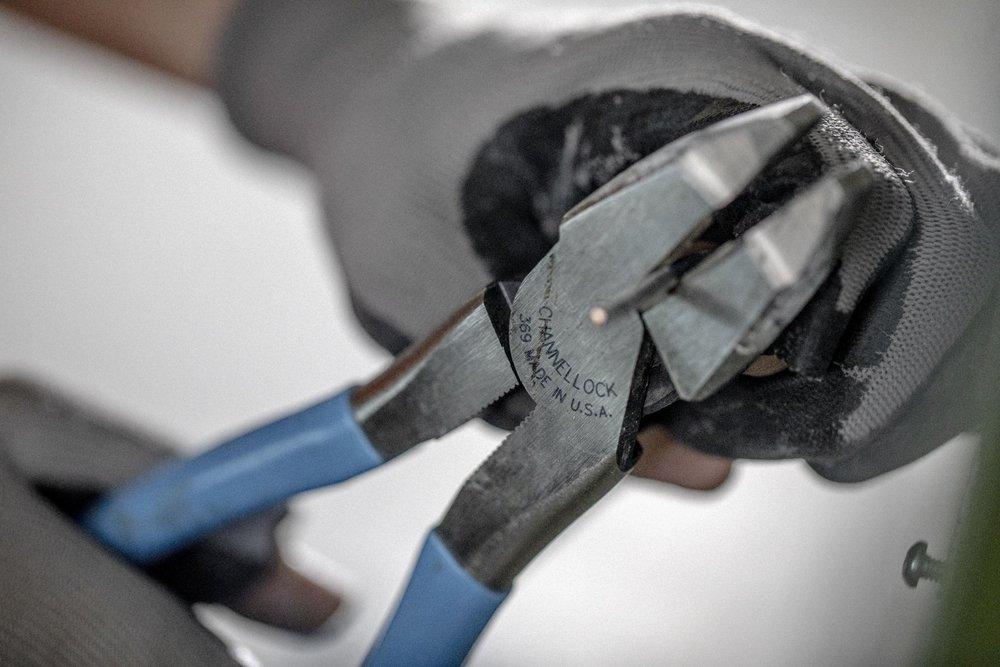 CHANNELLOCK® Polished 0.73 in. Round Nose Linemen's Plier 
