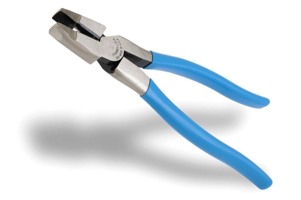 CHANNELLOCK® Polished 0.73 in. Round Nose Linemen's Plier 