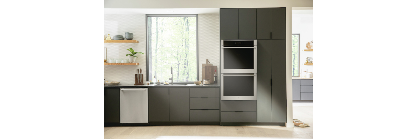 Electrolux Stainless Steel 29-7/8 x 25-3/16 in. 40A 10.6 cu. ft. Drop Down Built-in and Wall Mount Double Oven 