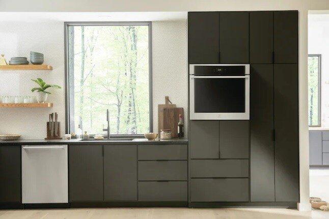 Electrolux Stainless Steel 29-7/8 x 25-3/16 in. 20A 5.3 cu. ft. Drop Down Single Oven 