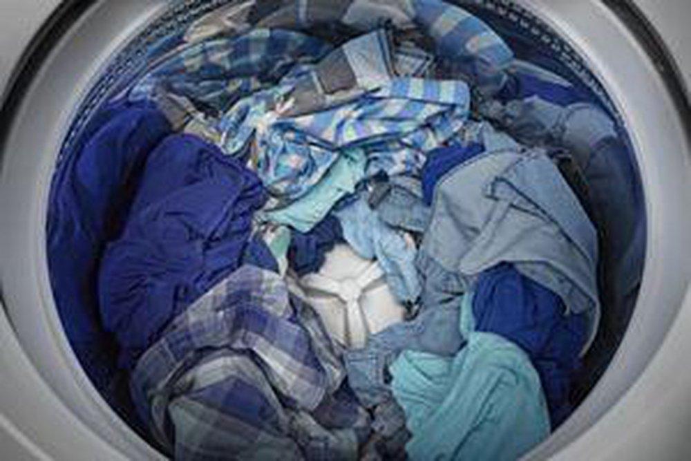 Maytag White 27-3/4 x 40-7/8 x 27 in. 15A 4.8 cu. ft. Top Load Washer 