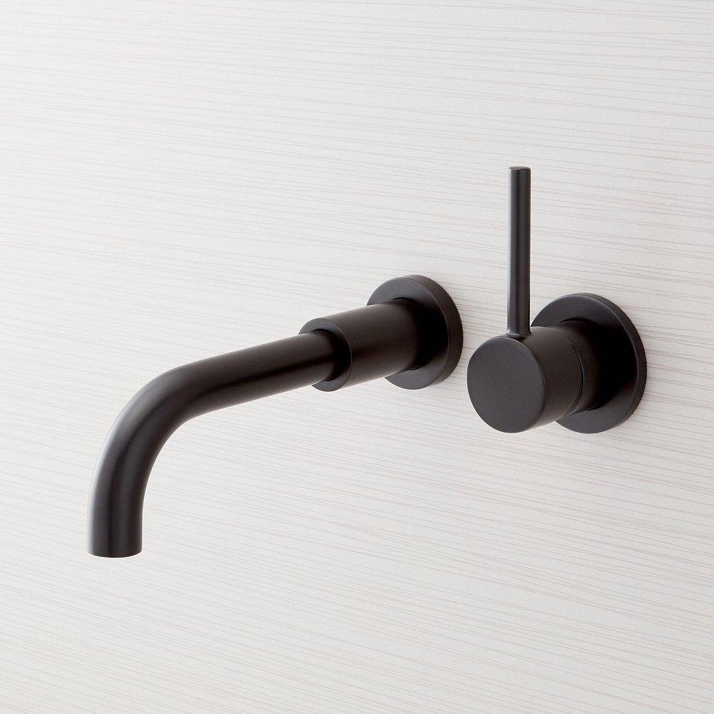 Single Handle Wall Mount Bathroom Sink Faucet in Polished Nickel 