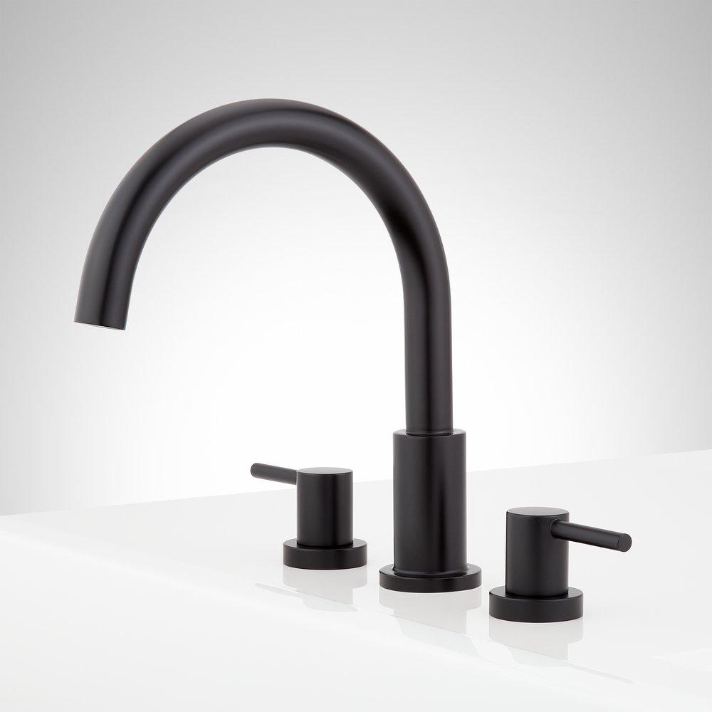 Two Handle Roman Tub Faucet in Matte Black (Trim Only) 