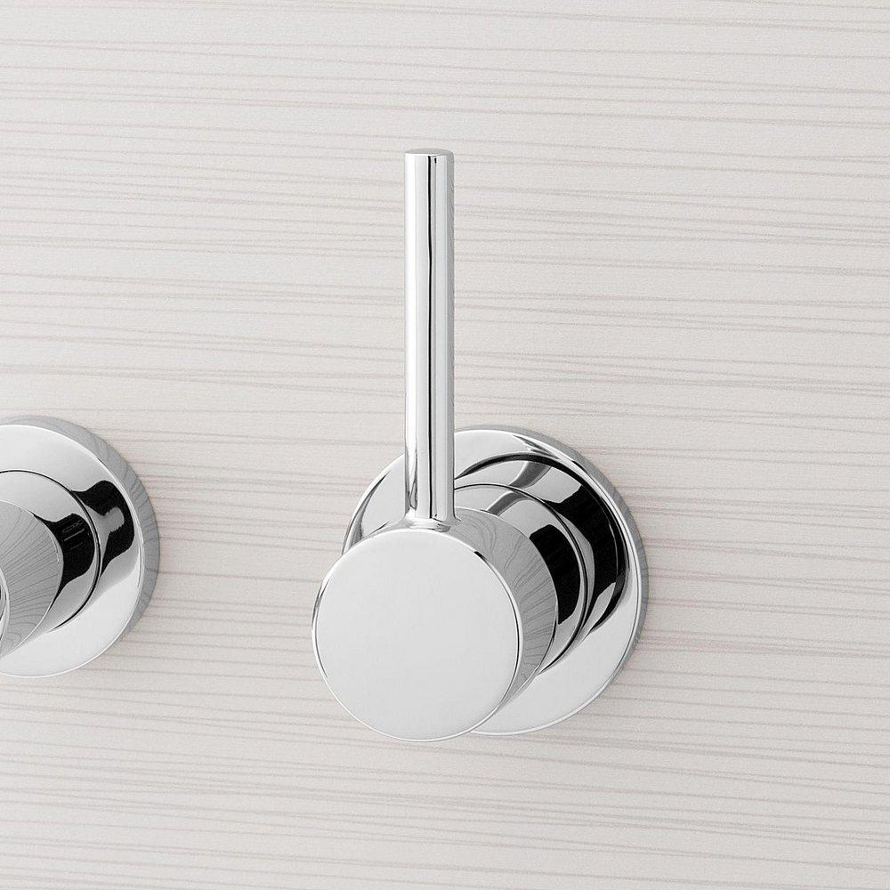 Single Handle Wall Mount Bathroom Sink Faucet in Polished Chrome 