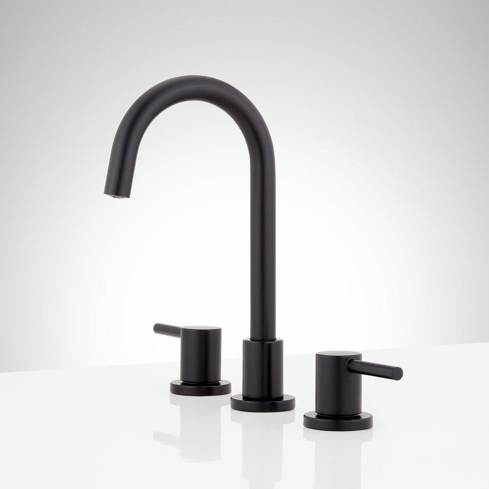 Two Handle Widespread Bathroom Sink Faucet in Matte Black 