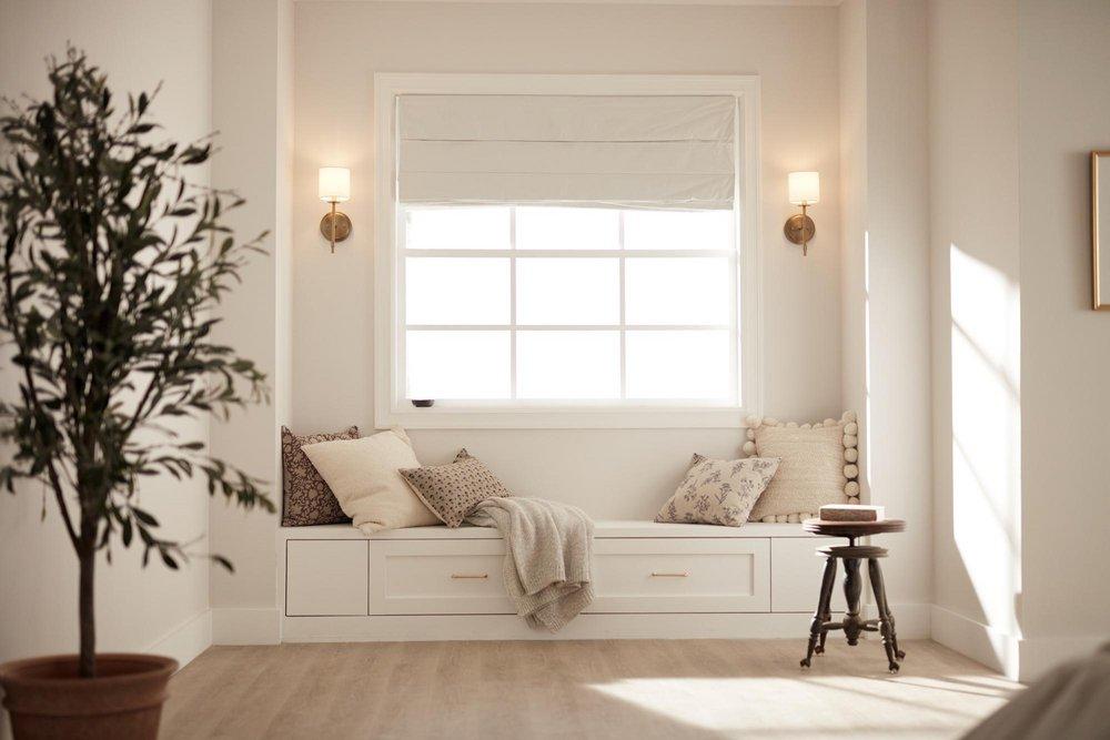 Kichler Lighting Brushed Natural Brass 40W 1-Light 14 in. Wall Sconce 