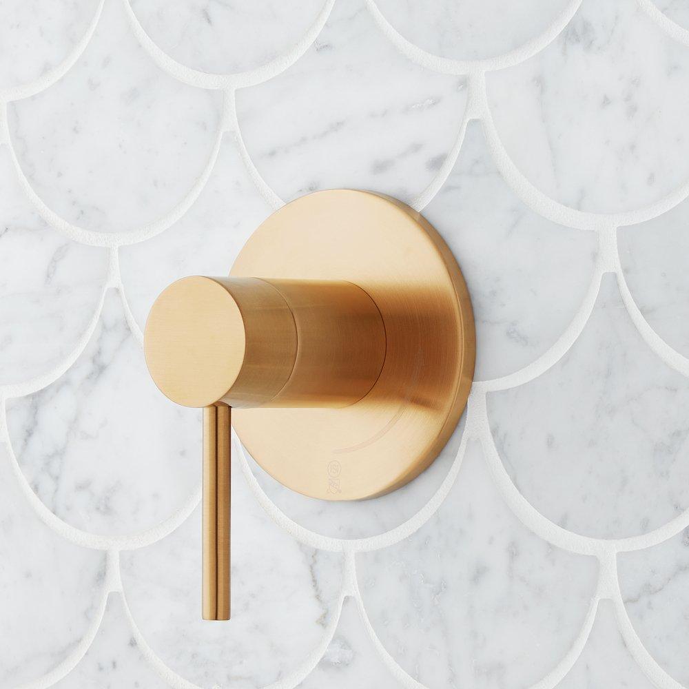 Thermostatic Shower System in Brushed Gold 