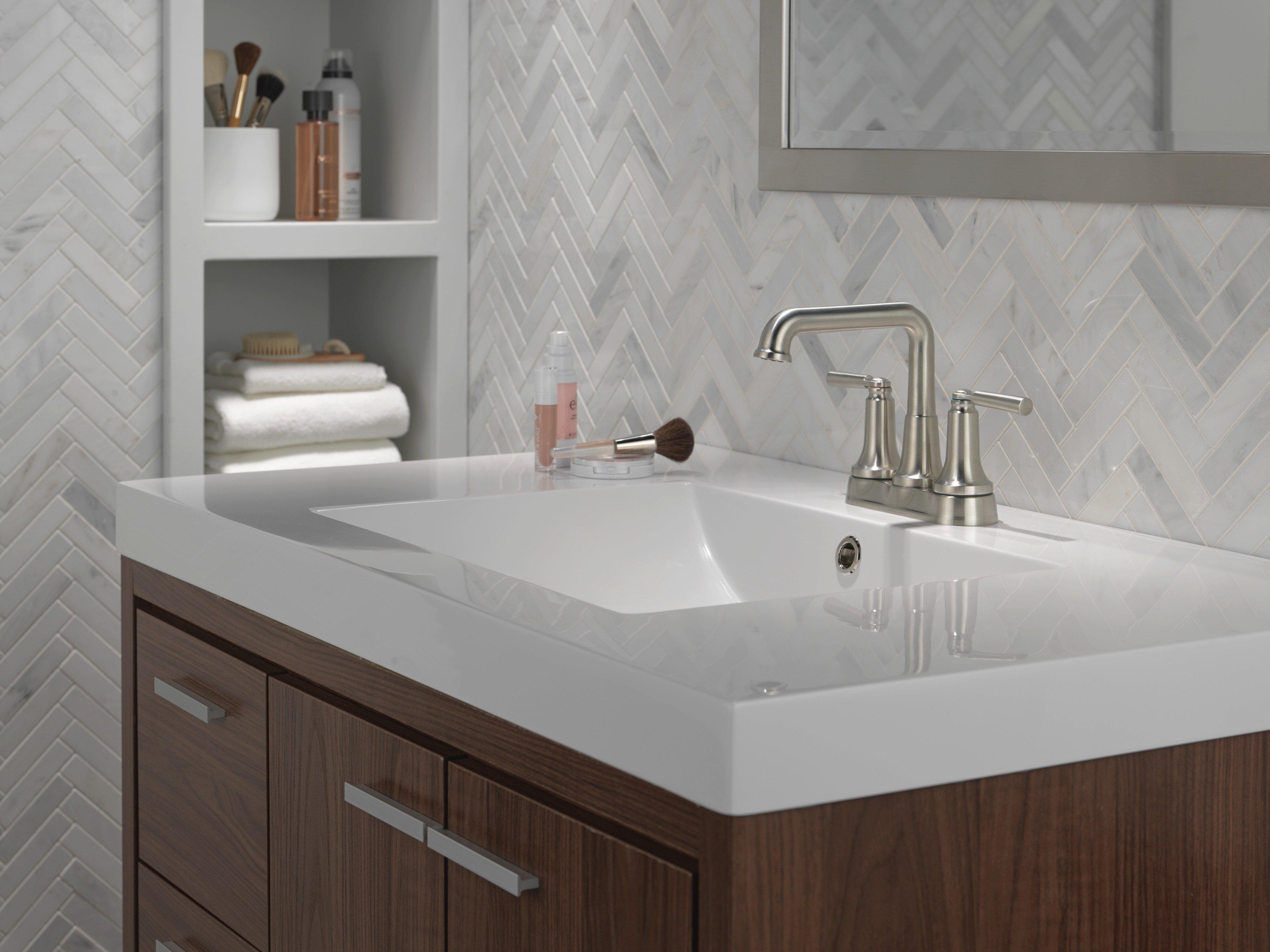 Delta Faucet Brilliance Stainless Two Handle Centerset Bathroom Sink Faucet 