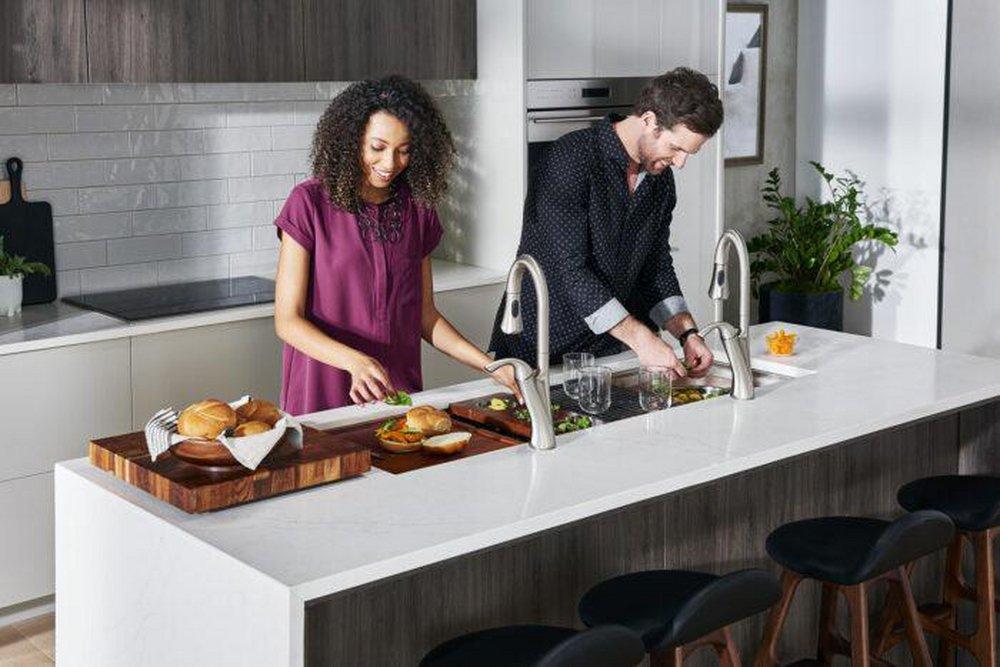 Ruvati 33 x 19 in. No Hole Double Bowl Undermount Kitchen Sink 